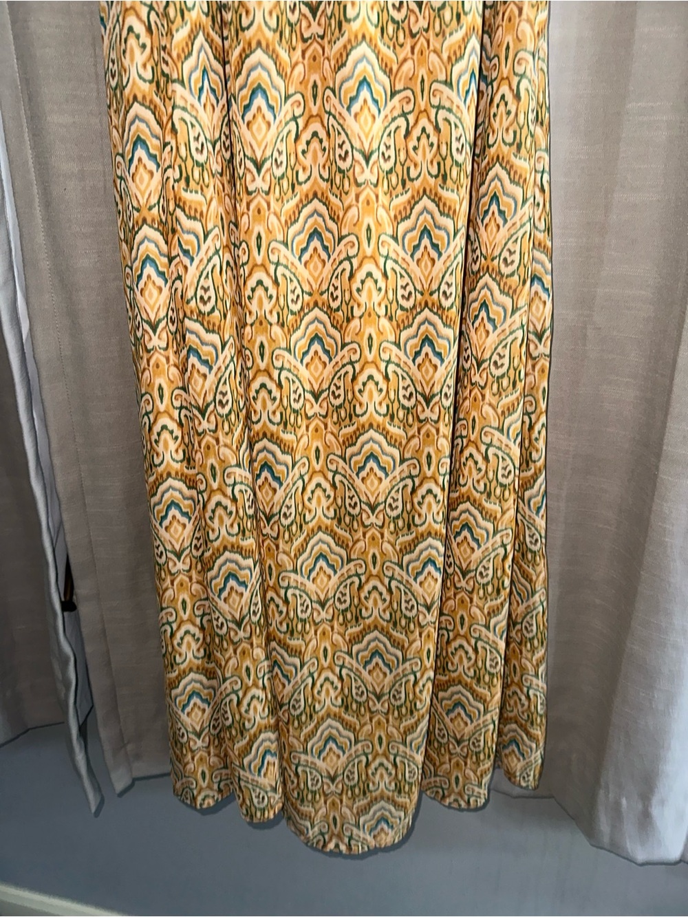 Sleeveless Yellow Patterned Maxi Dress - Picture 2 of 3